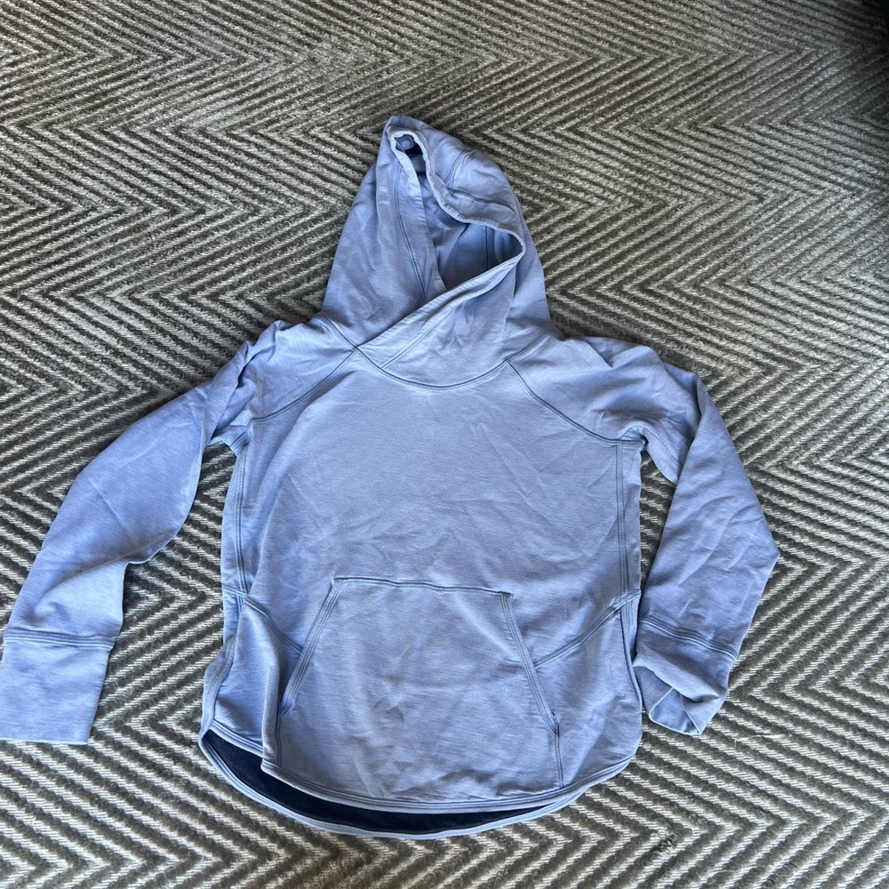 Lululemon hoodie, size 6, EUC